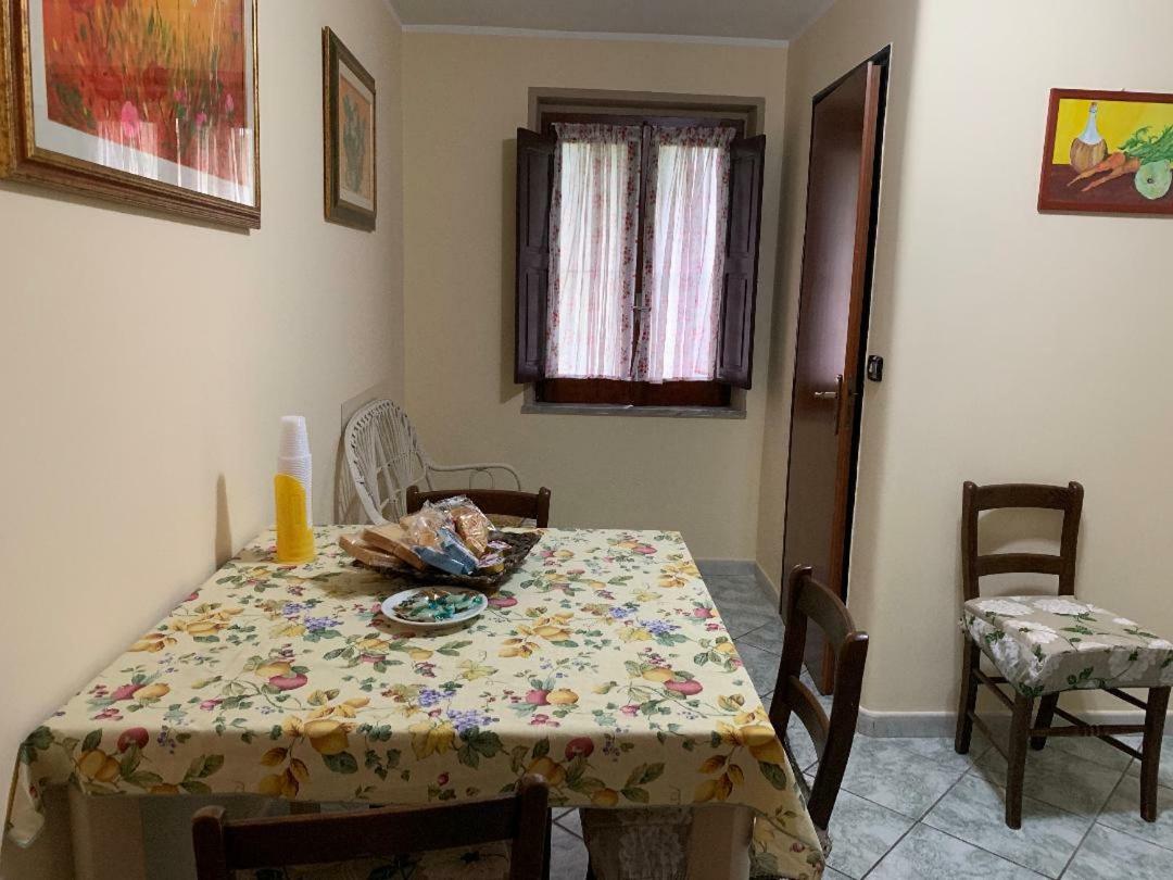 Il Normanno B&B Mileto Exteriör bild