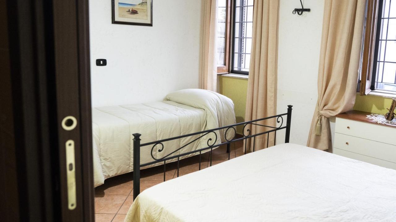Il Normanno B&B Mileto Exteriör bild